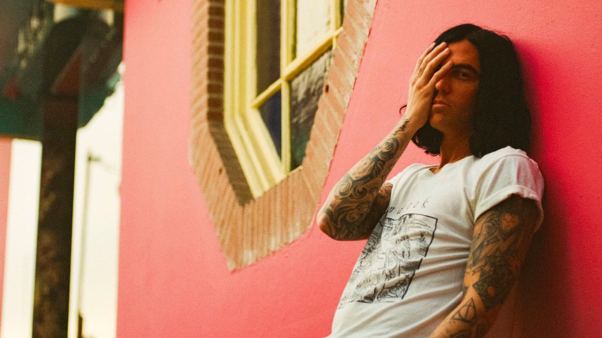 Rock Sound (@rocksound) on Twitter photo Sleeping With Sirens frontman <a href="/Kellinquinn/">K𝐞𝐥𝐥𝐢𝐧 Q𝐮𝐢𝐧𝐧</a> has unveiled a new solo project entitled Haunted Mouths
Hear the first single now rocksound.tv/news/sleeping-… Sleeping With Sirens frontman <a href="/Kellinquinn/">K𝐞𝐥𝐥𝐢𝐧 Q𝐮𝐢𝐧𝐧</a> has unveiled a new solo project entitled Haunted Mouths
Hear the first single now rocksound.tv/news/sleeping-…