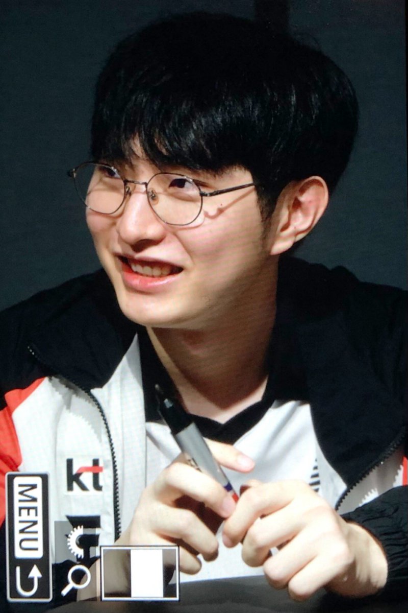 areuuhere's tweet photo. 오늘의~
짱대길~ https://t.co/AuOMXaDhGM