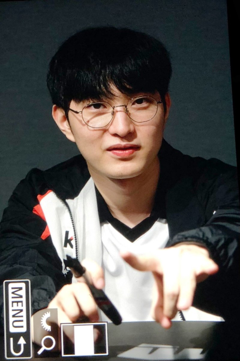 areuuhere's tweet photo. 오늘의~
짱대길~ https://t.co/AuOMXaDhGM