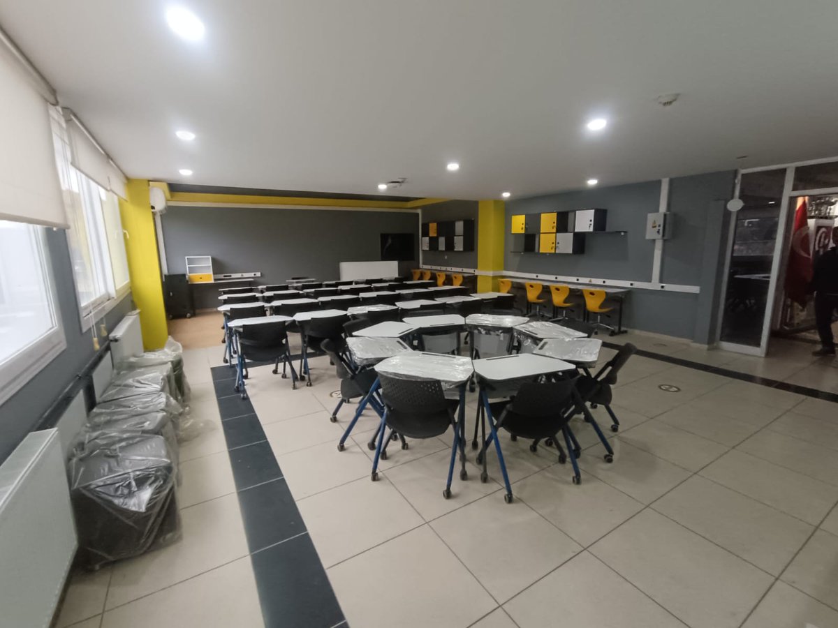 Türkiye Yüzyılı Maarif Modeline uygun  Geleceğin Sınıfları, FCL ( Future Classroom Lab.)
 yakında öğrencilerimizin hizmetinde.

#MEBFestival

<a href="/tcmeb/">Millî Eğitim Bakanlığı</a> 
<a href="/ahpehlivan53/">Ali Hamza Pehlivan</a> 
<a href="/MersinMEM/">Mersin İl Millî Eğitim Müdürlüğü</a> 
<a href="/fazilet_durmus/">Fazilet Öğretmen 🇹🇷</a>