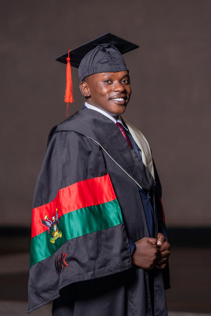 Jur Cleve tweet media