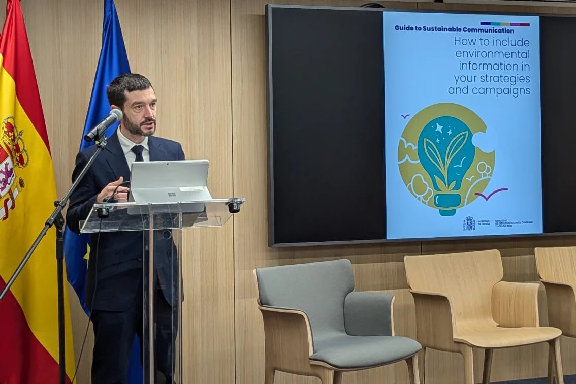 Pablo Bustinduy en la presentación de la guía