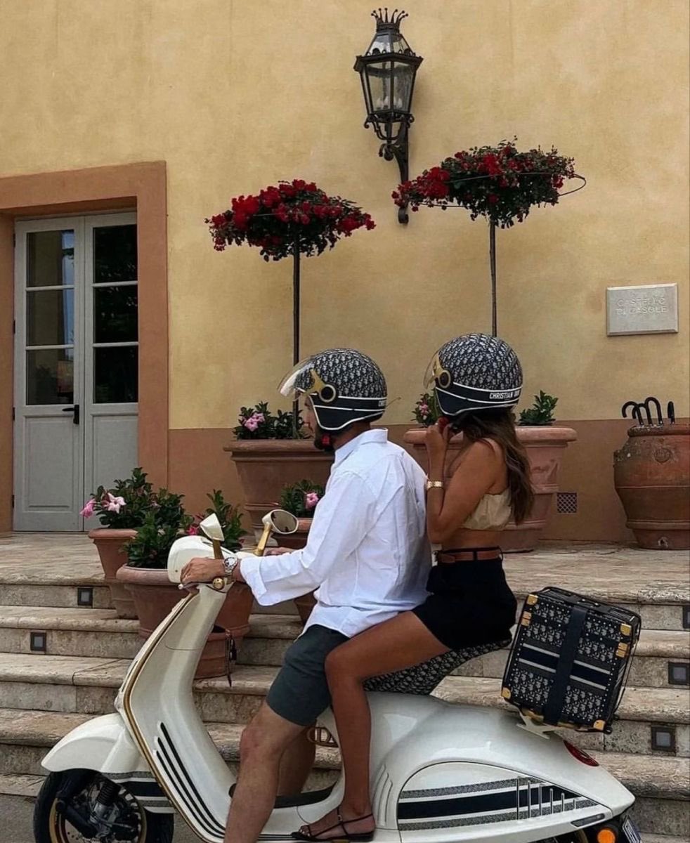 classyladylife's tweet photo. you and me? Italy🇮🇹 https://t.co/TrQ5KaUpKM