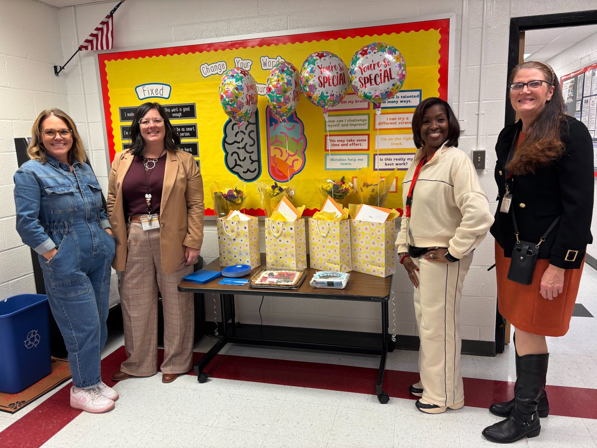 Happy Principals Appreciation Week to our AWESOME admin!  WMS is lucky to have this special team! ❤️🖤🤍 <a href="/PWCSNews/">PWCS</a> <a href="/MrsMoore_262/">Mrs. Rose Moore</a>