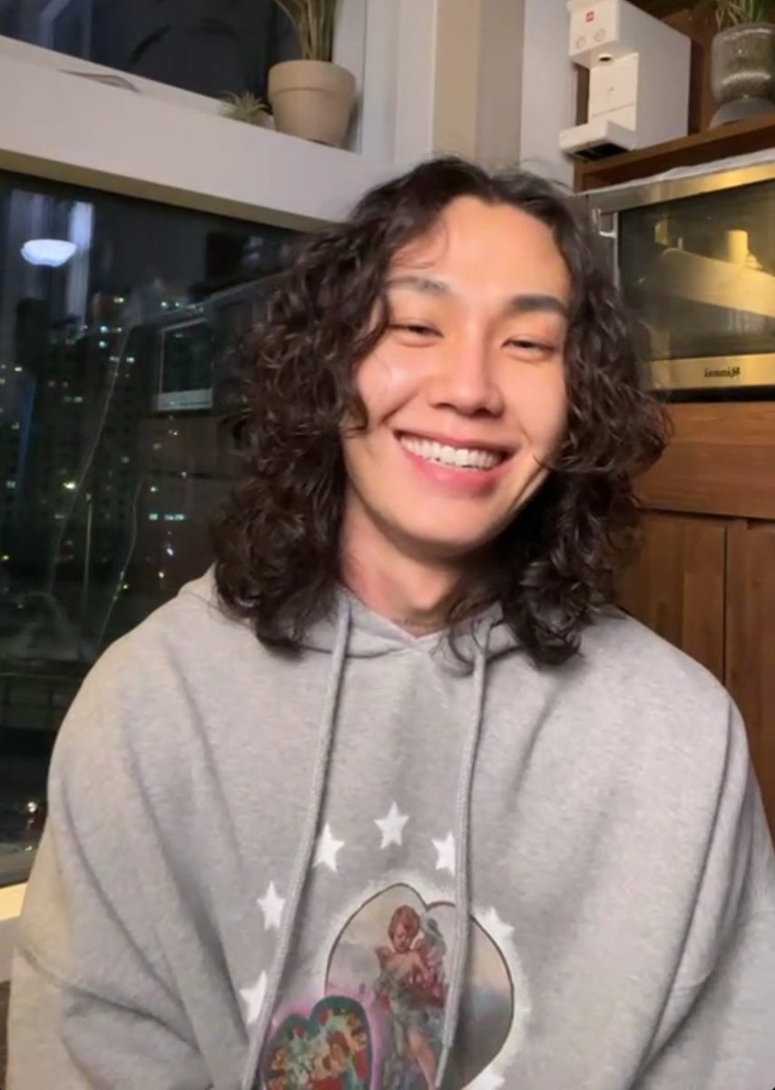 waverenity's tweet photo. thank you ilhoon, for your genuine and comforting smile! I truly miss you and wish to walk alongside you, witnessing your beautiful journey to rise and succeed. You’ll always have a little spot in my heart!🥺🤍

#ilhoon #TheAdam https://t.co/vPWi4qu0hz