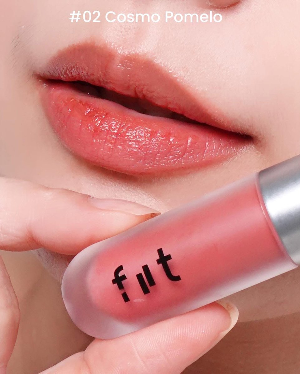 GamiiZ's tweet photo. ลิปเเมท เเต่กึ่งออย เเต่ชุมชื้น Fiit Glam Out Whipped Matte 😶‍🌫️💭 เน้นไม่คราบ เน้นชุ่มชื้น เน้นสีสวยๆ ธรรมชาติ เน้นปากสุขภาพดี เติมได้เรื่อยๆ สวยมากค้าบบบ เลือกสีที่ชอบไม่ได้เพราะสวยหมด แกมลงเบอร์ 01 + 04 ผิวขาวเหลืองคือสวย!

⭐️พิกัด https://t.co/F3cv1WQUSq https://t.co/MqU7d5k75t