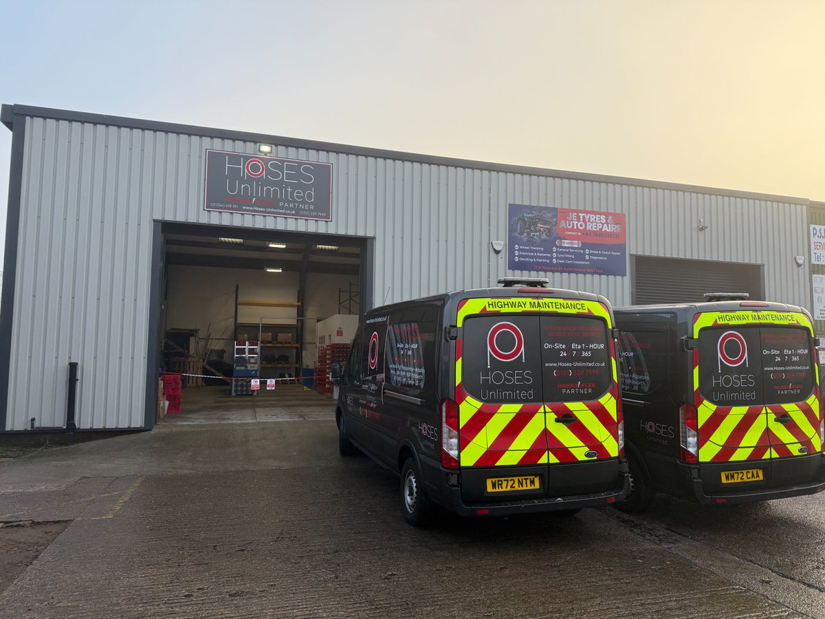 HosesUnlimited's tweet photo. Our St Helens workshop and trade counter is now officially open for business. Open Mon-Fri 8am-5pm for walk ins &amp; a 24 hours a day, 365 days a year emergency call out service with vans ready and equipped to go from Liverpool and St Helens locations. Call us now on (0151) 559 7999 https://t.co/he9pQTReqT
