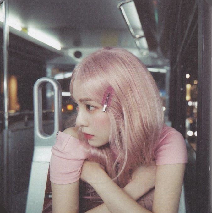 picsofirene's tweet photo. pink irene ☆ https://t.co/meUAOFxQrI