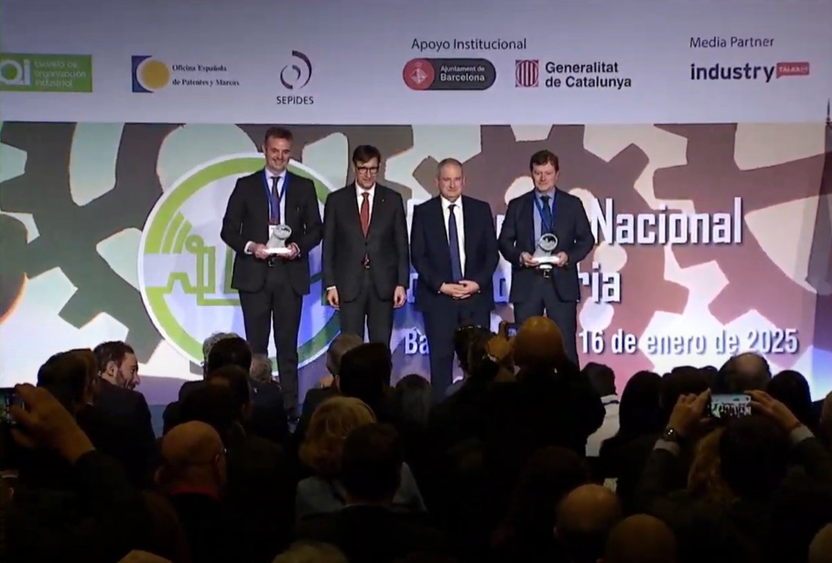 Industria Conectada 4.0 (@iconectada40) on Twitter photo 🏆Ya tenemos ganadores de los premios #Industria #Conectada40 de este año: <a href="/MonteverdeSA/">Lácteas Monteverde</a> y <a href="/GrupoCosentino/">Cosentino</a>
Han entregado estos premios <a href="/jordihereub/">Jordi Hereu</a> y <a href="/salvadorilla/">Salvador Illa Roca</a>
Enhorabuena a los finalistas HORSE y NTGAS
<a href="/dgipyme/">DGIPYME</a> #transformación #industriaespañola #digitalizacion #innovacion 🏆Ya tenemos ganadores de los premios #Industria #Conectada40 de este año: <a href="/MonteverdeSA/">Lácteas Monteverde</a> y <a href="/GrupoCosentino/">Cosentino</a>
Han entregado estos premios <a href="/jordihereub/">Jordi Hereu</a> y <a href="/salvadorilla/">Salvador Illa Roca</a>
Enhorabuena a los finalistas HORSE y NTGAS
<a href="/dgipyme/">DGIPYME</a> #transformación #industriaespañola #digitalizacion #innovacion