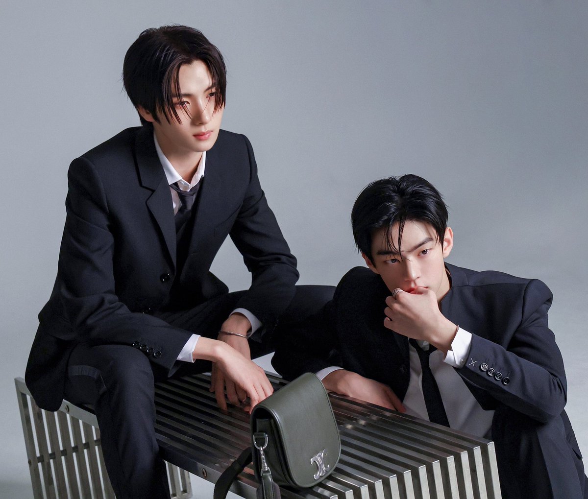도리 (slow) tweet media
