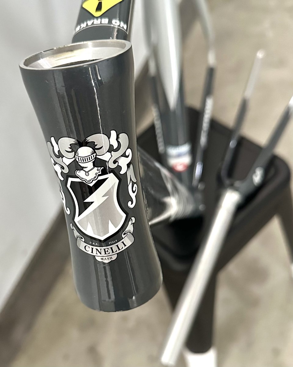 COMMUNION tweet media