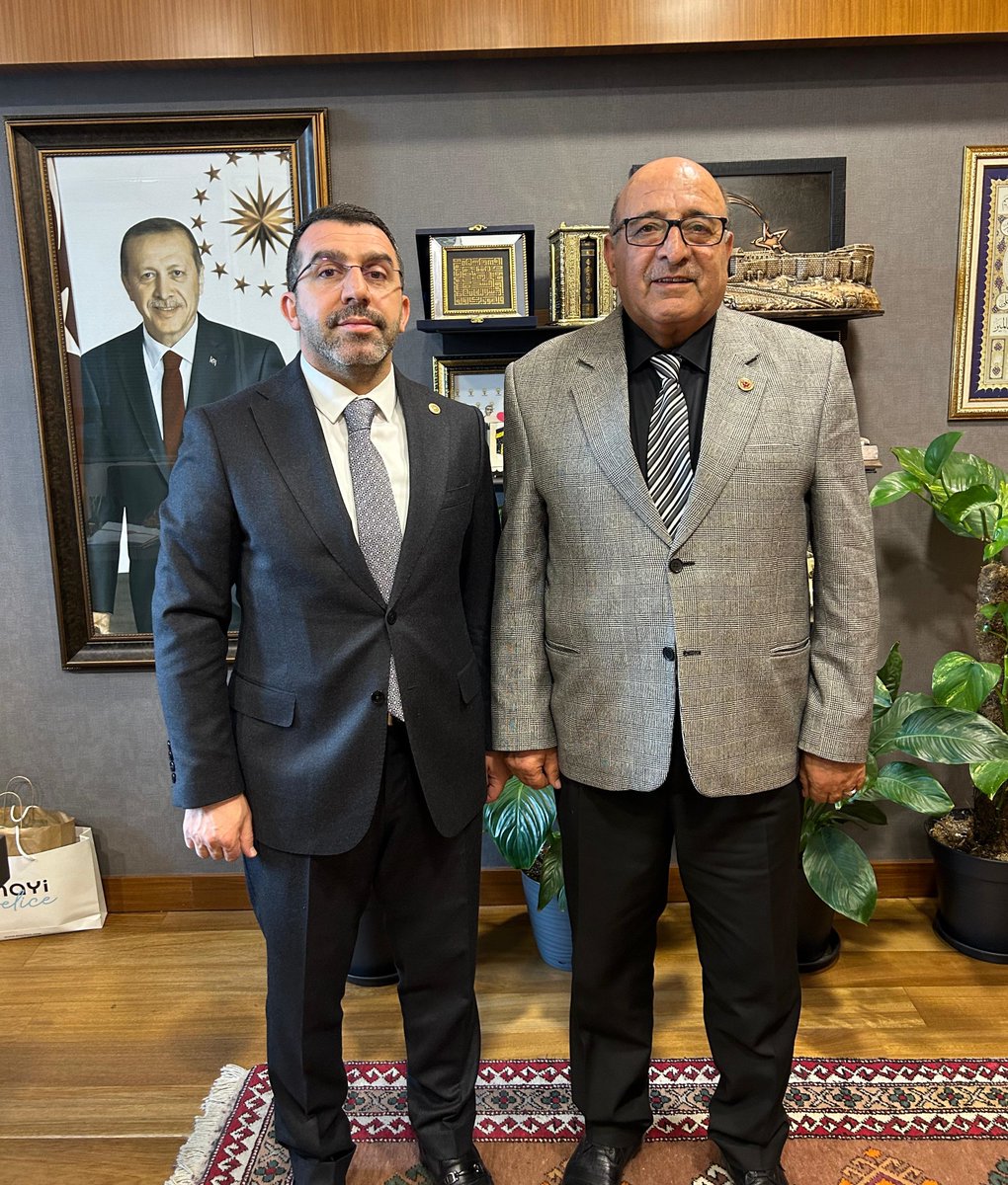 Ademcalkin's tweet photo. 📍 TBMM

Gazi Meclis'imizde ziyaretimize gelen,
🔹İl Genel Meclis Üyemiz Mehmet  Emin Karadeniz,
🔹TÜGVA Yenimahalle Temsilcisi Şahin Can Güngör,
🔹Yiğit Mert Güngör,
🔹Mesut Çobanoğlu,
🔹Orhun Tuğrul Yağbakar,
🔹Bülent Demir,
🔹Hale Demir'e nazik ziyareti için teşekkür ediyorum. https://t.co/vqUX2KUXXr