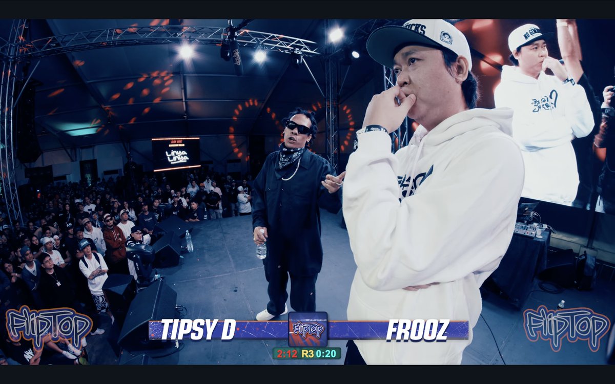 FlipTop_Battles's tweet photo. Ahon 15 na ulit! TIPSY D vs FROOZ! Isa sa naging 3-way battle!
https://t.co/FUOJLzWJBc
Enjoy, at baka Ahon 15 battle ulit sa Sabado!
#FlipTop
#TipsyD #Frooz
#Ahon15 https://t.co/vApS1gLAsT