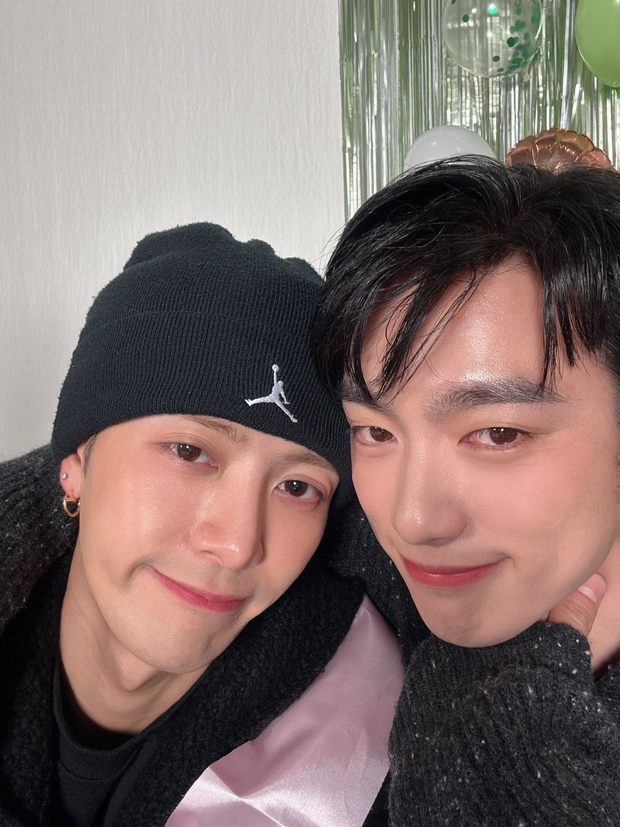 JYJS_94's tweet photo. ขออนุญาตแจกของชิปเปอร์แจ๊คจิน หวังพัค หวังแกพัคแก จินสัน หมอน🍑 🍓 2 รางวัล เนื่องจากกัปตันเรือประธานรูปคู่และคลิบกอดกันกลม ตัวติดกันไม่ห่าง
กติกา รีเลยจ้า
#GOT7_11TH_BIRTHDAY
@GOT7Official #GOT7
#JackJin #JinSon #WangPark #WanggaeParkgae #JacksonWang #Parkjinyoung https://t.co/W4ImoB6nyR