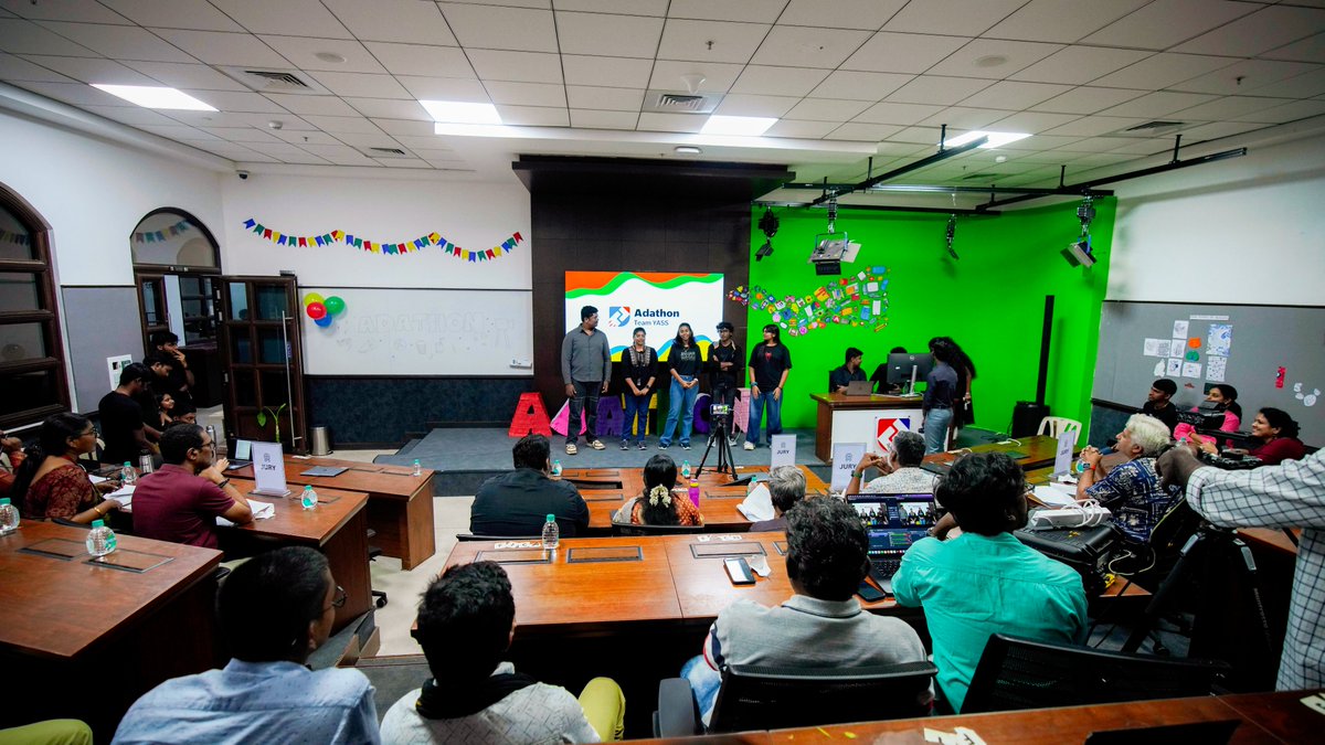 ZohoSchools's tweet photo. The #Zoho #School of #Business started 2025 on a high note with #Adathon! 🎥
44 business #students dove into the art of #advertising, crafting captivating mock #commercials for both Zoho and beyond. Here’s to #creativity, #collaboration, and a phenomenal start to the year! https://t.co/PCFm7mxMcu