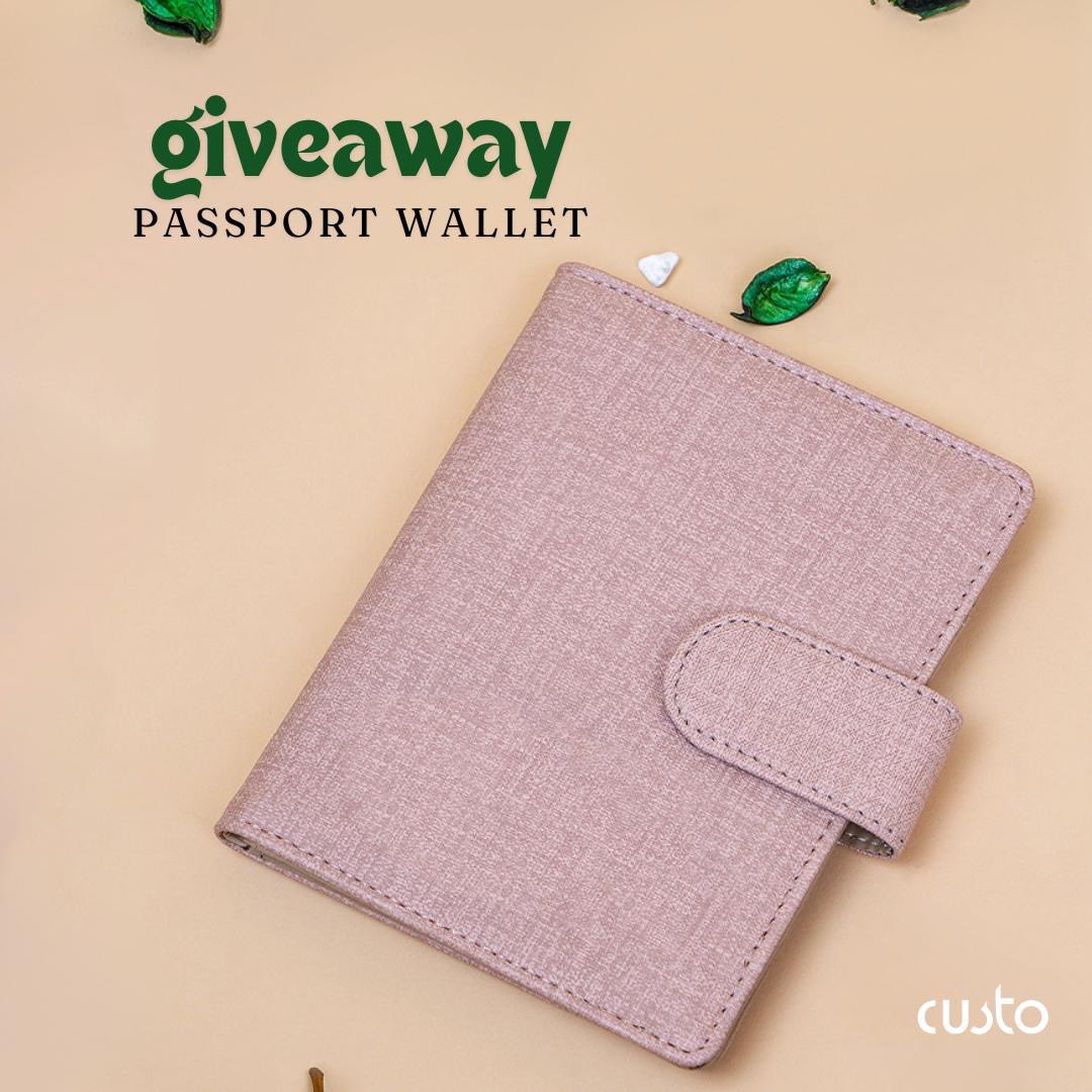 The first product we’ll launch without personalization is the Passport Wallet

But before we launch it,

GIVEAWAY ALERT! 

For EVERY 100 likes on this tweet we will give away a free passport wallet! 
 
1️⃣ Follow <a href="/lets_custo/">Custo</a> and <a href="/RohanPaliwal7/">Rohan Paliwal</a>
2️⃣ Like this tweet (literally,