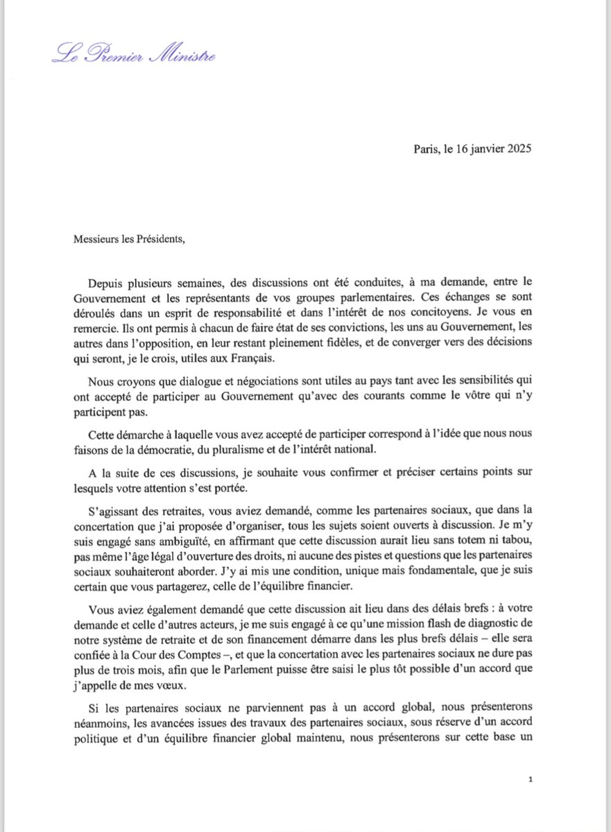 LCP's tweet image. 🔴🏛️ Motion de censure : dans une lettre adressée aux socialistes, François @bayrou acte les concessions faites au @partisocialiste sur les retraites, le budget de l'Etat et celui de la Sécurité sociale, pour les convaincre de ne pas voter la censure cet après-midi.
#DirectAN