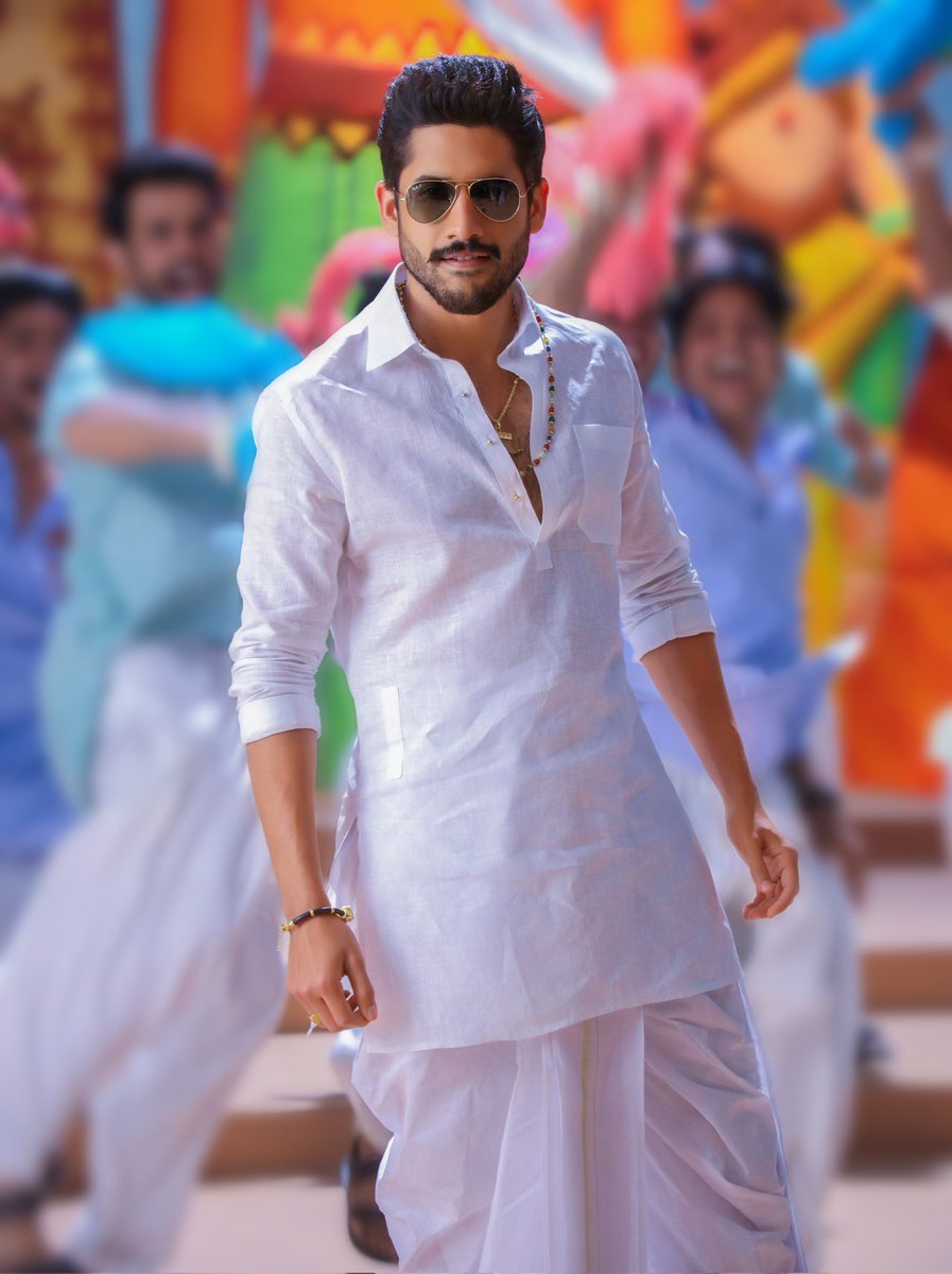 ChayAkkineniFc's tweet image. Yuva Samrat  @chay_akkineni stills from #Bangarraju 🔥

The perfect commercial festival entertainer 🎑✨️

Vaasi Vaadi Thassa Dhiyya ❤️‍🔥
#3YearsForBangarraju 

King @iamnagarjuna @IamKrithiShetty @meramyakrishnan @kalyankrishna_k @anuprubens  @ZeeStudios_ @AnnapurnaStdios