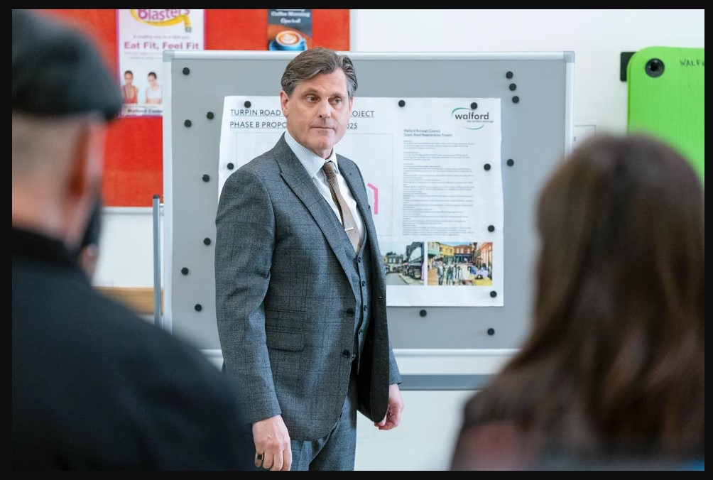 AlphaActors's tweet image. See our own Iain Fletcher as Councilor Barker as there are plans to shut the Market.  Barker will appear over the next couple of weeks.  #eastenders #thebill #soaps #iainfletcher #actorslife