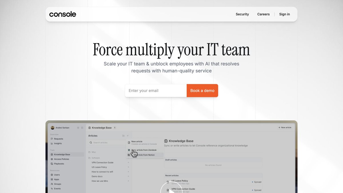 ayushsoni_io's tweet photo. 10 beautifully designed + well executed websites I found this week: https://t.co/kFICZq2Vyx