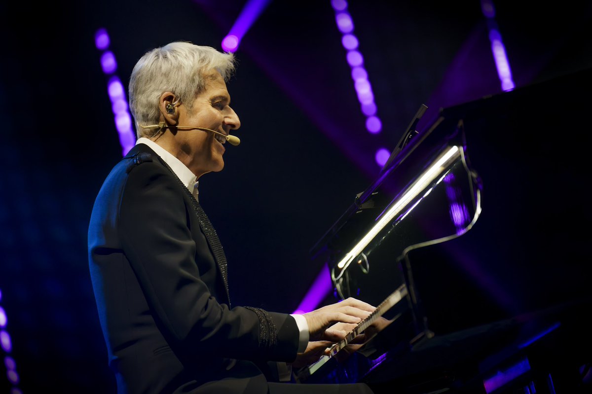 ClaudioBaglioni's tweet image. #pianodivolosolotris è decollato ieri dal Teatro dell’Opera di Roma. 

📷 Angelo Trani
@officialFandP
