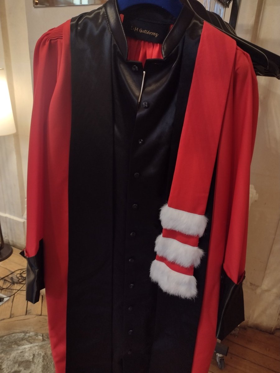 LMGR02's tweet image. 2025.01.16 
Jour de soutenance : Le système judiciaire haïtien à l’épreuve du droit au procès équitable.

Université Paris 1 Panthéon - Sorbonne.