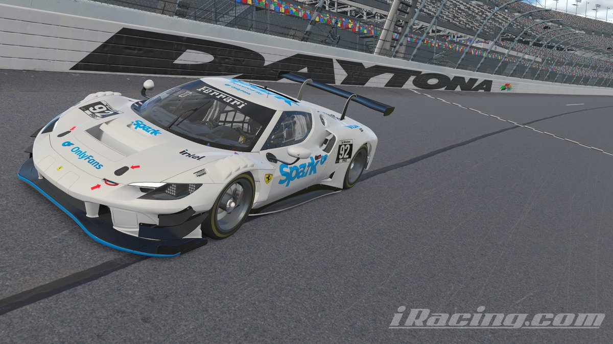 Ya estamos descargando los camiones en Daytona!

<a href="/MarckSanghelios/">Cesar Lopez</a> Victor Esponella y <a href="/blacksouls176/">Miguel Ángel García Afanador</a> estaran en la Daytona 24h de iRacing que dará comienzo el sabado a las 23:00

Unas duras 24h por delante para Este maravilloso equipo!!
#GoSparkGo
