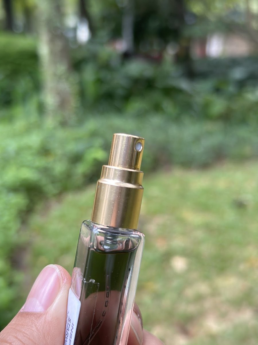 Since banyak luangkan masa pergi ke sana sini including jogging, I decided to use Starwalker as my all-time favourite. PerfumeKita ada provide so many options, boleh pilih ikut citarasa sendiri.

Dah berpeluh pun, bau dia still tak hilang. Kalau tak caya, boleh try beli dulu. 😂