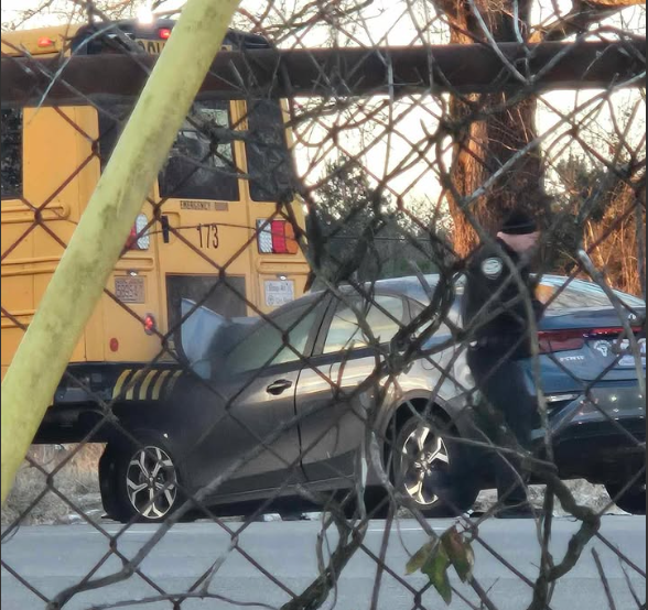 TrafficTeam9's tweet image. ALERT: Part of NC 16 is BLOCKED at Springs Rd. north of #Conover due to this school bus crash. #CatawbaCo