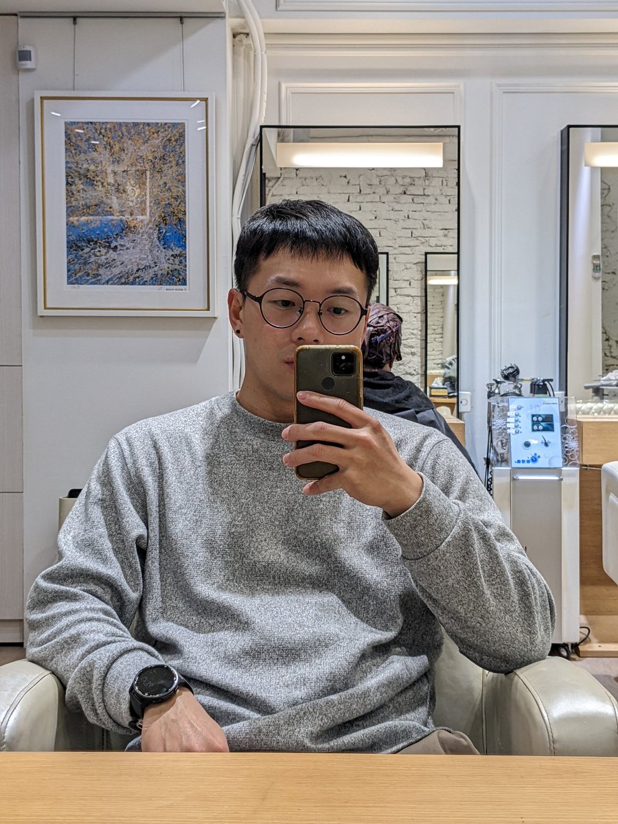 dann1227lee's tweet photo. 剪之前/剪之後/剪完隔天

真的是沒有設計師自己弄不出來欸！ https://t.co/eYXbvsNrci