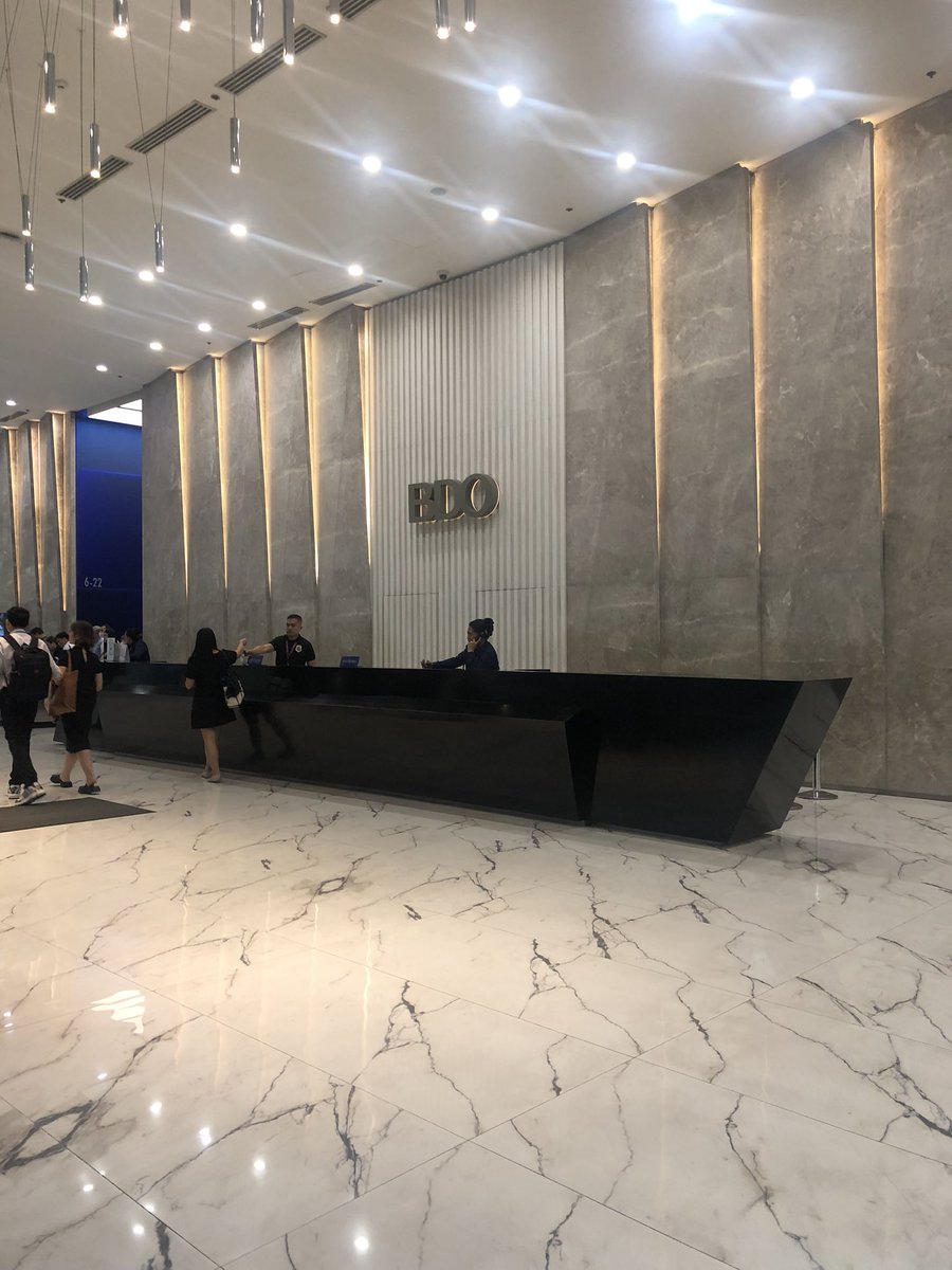 mxwaffle_'s tweet image. Officially a BDO Employee💙💛