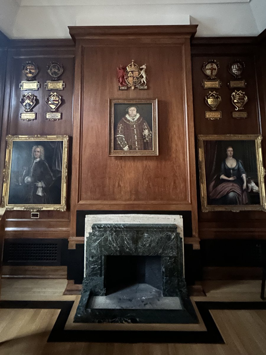 bethlemmuseum's tweet image. #OnThisDay in 1547 Henry VIII died, aged 55. Not long beforehand he had he entrusted Bethlem Royal Hospital to the City of London. A portrait of Henry was hanging first in the Boardroom of the Hospital at Moorfields & subsequently at St. George’s Fields & now at Monks Orchard.