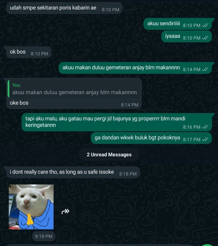 devirhyn's tweet photo. kalo lagi galau suka ngelayap sendirian, keretaan mam bakso depan staisiun duri. trs lupa hpku lg boros bgt batrenya, gabawa charger gatau mau minjem siapa. minjem mas x hts, bonus di anterin pulang 😀 mau nangis, padahal setauku dia mageran bgt keluar rumah https://t.co/7k9BQvGCnu