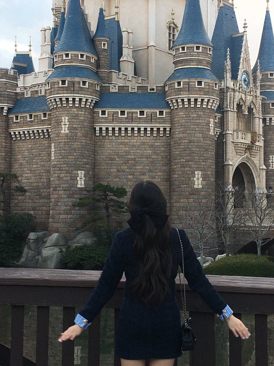 roraleef's tweet image. Living in a dreamland where wishes come true!