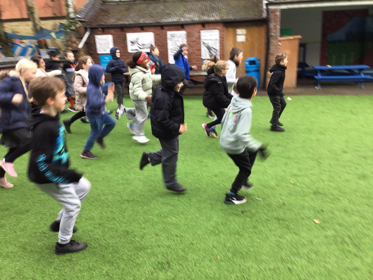 ClaphamTerrace1's tweet photo. Now we are enjoying some popular Eastern European outdoor games such as giants footsteps and the Lynx and the Hare. #topiclaunch https://t.co/dAiBXkTzD9