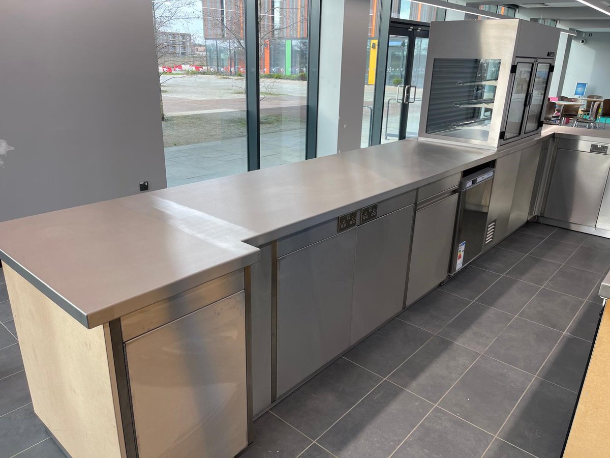 Caterfix_'s tweet photo. CaterFix recently designed and installed a new café at the Northstowe Academy. Working closely with builders and architects we were delighted to hand over the completed café recently. A superb front counter constructed by Ambit Stainless steel using a CED chiller display. https://t.co/NdHkfFvrKi