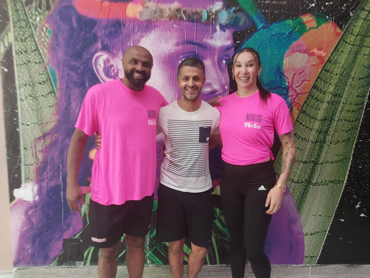 tadinacio's tweet image. Produção do último domingo (12), no @SescItaquera. Muito vôlei em quadra e bate-papo sobre sociedade e comportamento. Estive nessa com o bicampeão olímpico, Anderson Rodrigues, a craque do Osasco, Tifanny, e uma turma animadíssima 

#SescVerão #produtor #produçãodeeventos