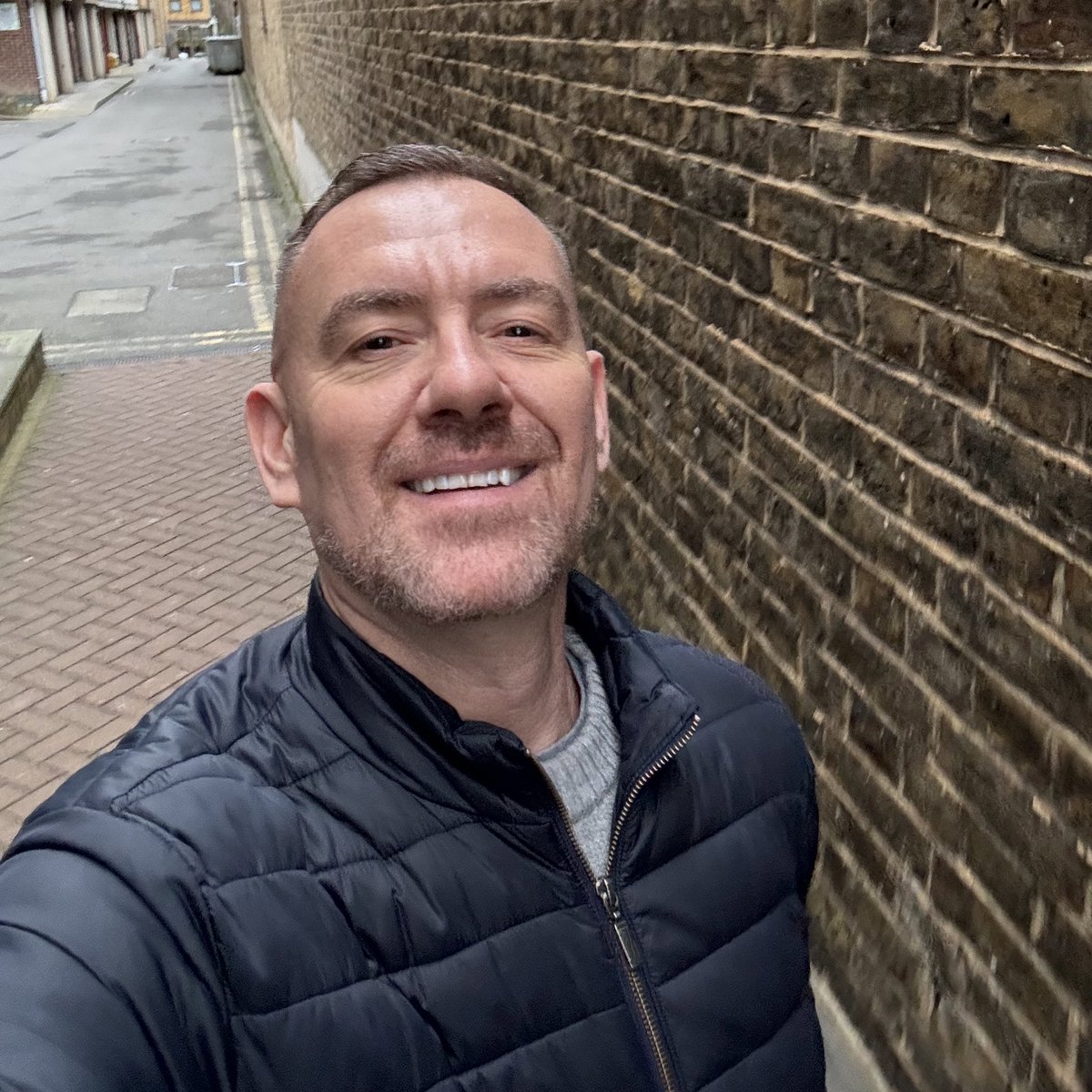 💊An antiretroviral a day keeps my HIV undetectable.

Someone on effective treatment cannot pass HIV through sex.

🚨Undetectable = Untransmittable (U=U)

💉Get tested and know your HIV status.

Living with HIV has changed. 

Tell everyone. 

<a href="/THTorguk/">Terrence Higgins Trust</a>