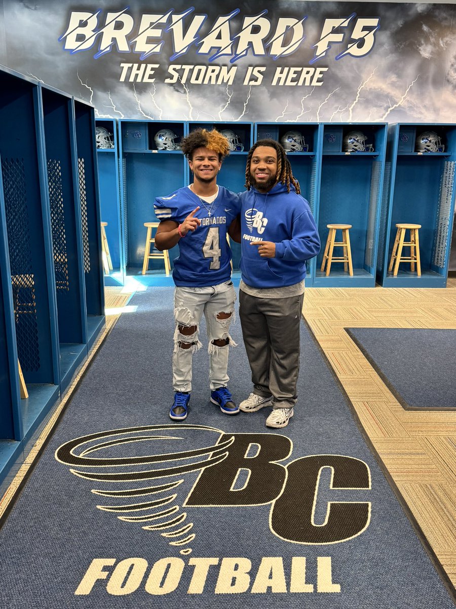 Landy Goolsby (@landygoolsby_13) on Twitter photo Extremely blessed to receive an offer from Brevard College!!! #AGTG
<a href="/taylordj14/">Coach David โDJโ Taylor</a> <a href="/BrevardF5/">BC Football ๐ช</a> <a href="/BCTornados/">Brevard College Athletics</a> <a href="/ThebigU/">Brandon Unangst</a>
<a href="/jadentheasian_/">Jaden OโLeary</a>
<a href="/Cavalier_FB/">ERHS Cavalier Football</a> <a href="/OrlandoGoolsby/">Orlando Goolsby</a> <a href="/Coach__Russ/">Coach Russ, CAA CIC</a> Extremely blessed to receive an offer from Brevard College!!! #AGTG
<a href="/taylordj14/">Coach David โDJโ Taylor</a> <a href="/BrevardF5/">BC Football ๐ช</a> <a href="/BCTornados/">Brevard College Athletics</a> <a href="/ThebigU/">Brandon Unangst</a>
<a href="/jadentheasian_/">Jaden OโLeary</a>
<a href="/Cavalier_FB/">ERHS Cavalier Football</a> <a href="/OrlandoGoolsby/">Orlando Goolsby</a> <a href="/Coach__Russ/">Coach Russ, CAA CIC</a>