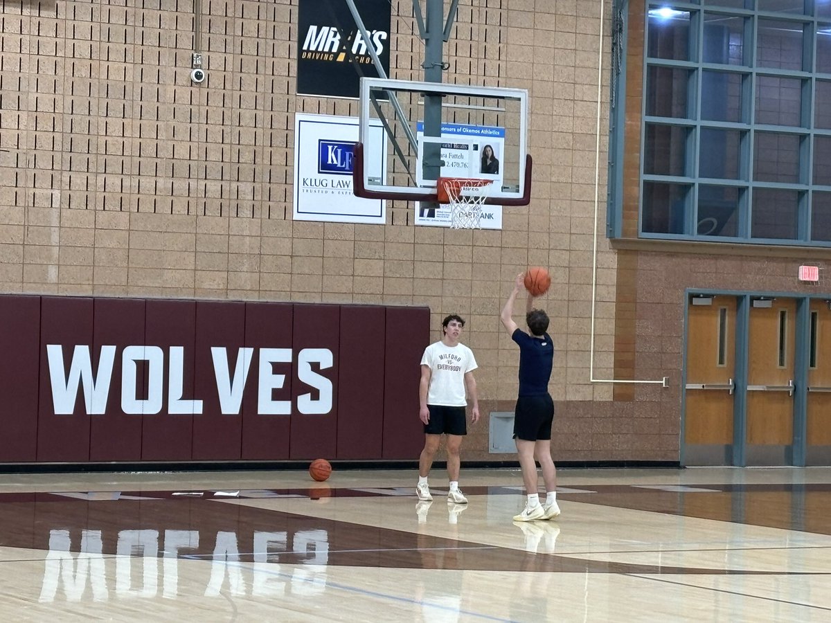 Membership in-season workouts are VERY different than off-season workouts.

I have to be mindful of what practices + games take out of players physically and mentally. HS and college seasons are marathons. We can get in our work while protecting their bodies/energy #MakeShots