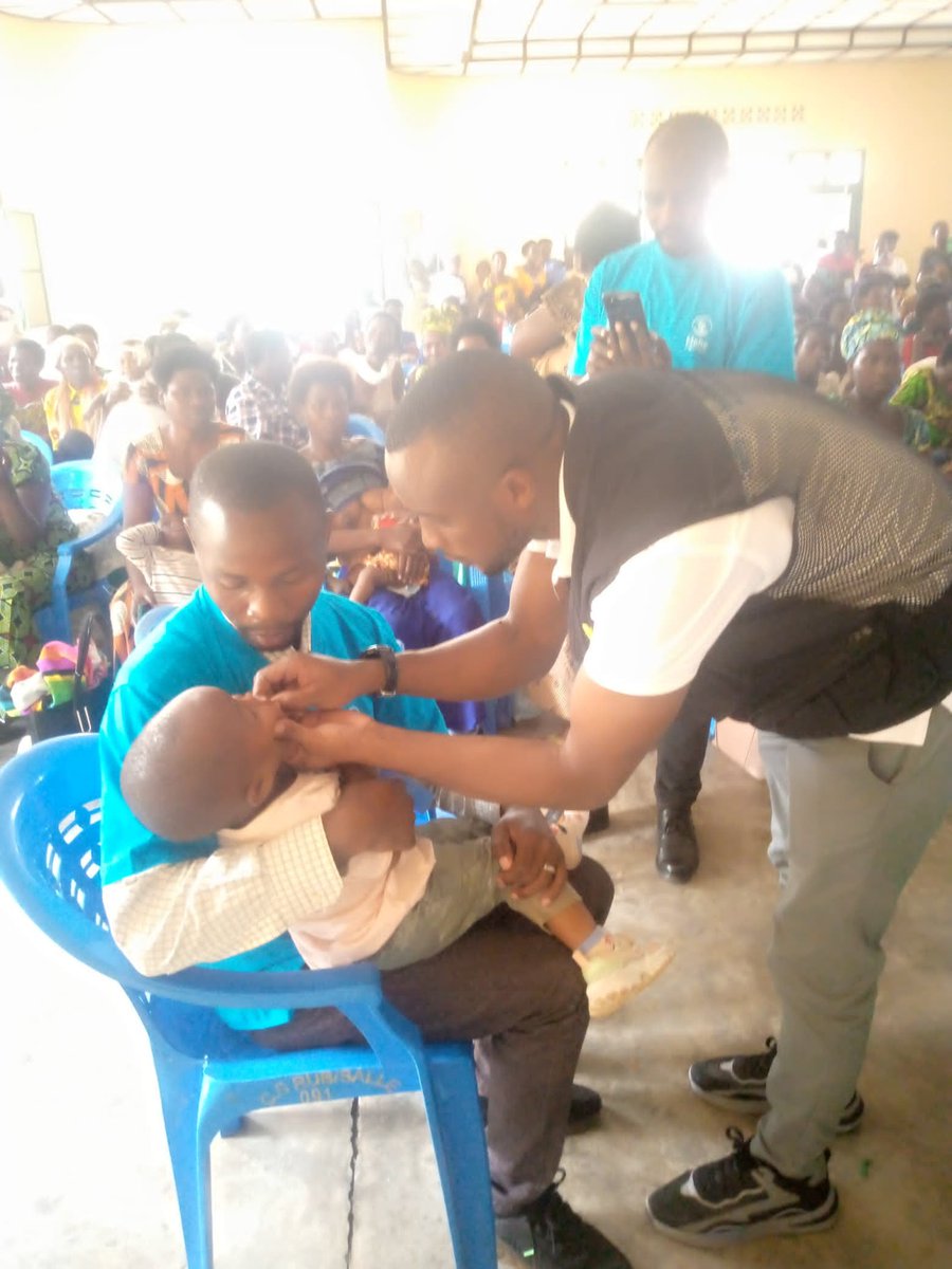As we celebrate  MCH week, our association in collaboration with <a href="/RBCRwanda/">Rwanda Biomedical Centre</a>  and <a href="/KibuyeRH/">Kibuye Referral Hospital</a>, we supervised the implementation of MCH services such as Vitamin A distribution, vaccination, deworming tablets, ongera and anthropometric measurements to the children.  
#hehenigwingira