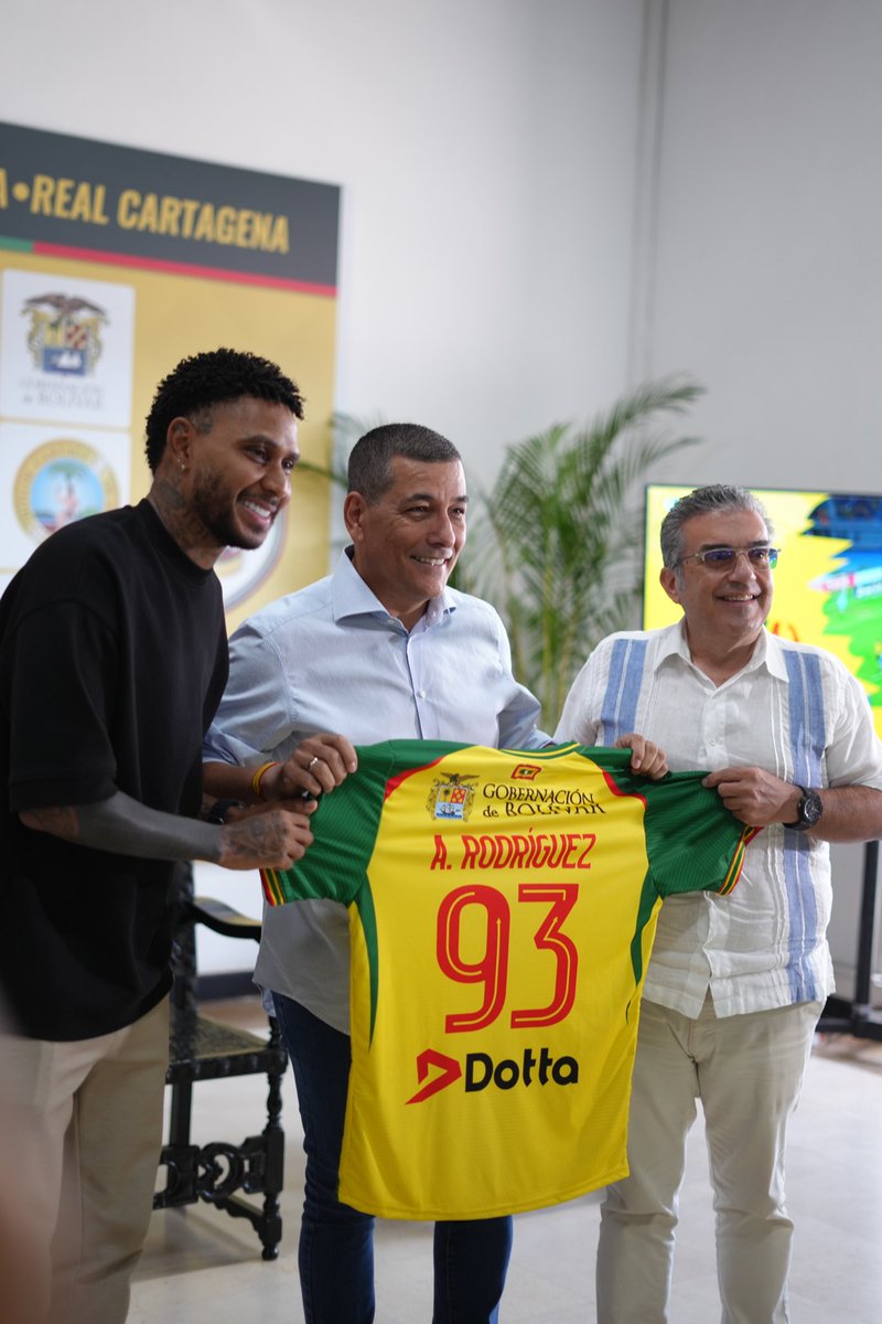 idercartagena's tweet photo. ¡Bienvenido, Arley Rodríguez, al Real Cartagena! 💛💚 Desde el IDER reafirmamos nuestro apoyo al equipo, que sigue reforzándose para cumplir el sueño del ascenso. ¡Este es el año! ⚽🔥 https://t.co/pffCEfa3Ix