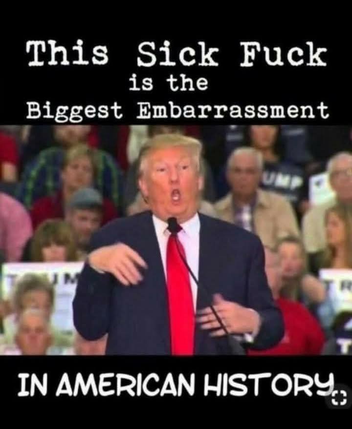 StevenTuck83407's tweet photo. And this was some people wanted a person who makes fun of people with disabilities what is wrong with so many sick ignorant bastards who want it this man to be president of the United States of America again the ones who voted for Donald Trump I don't understand the people https://t.co/qhZfECe1Mf