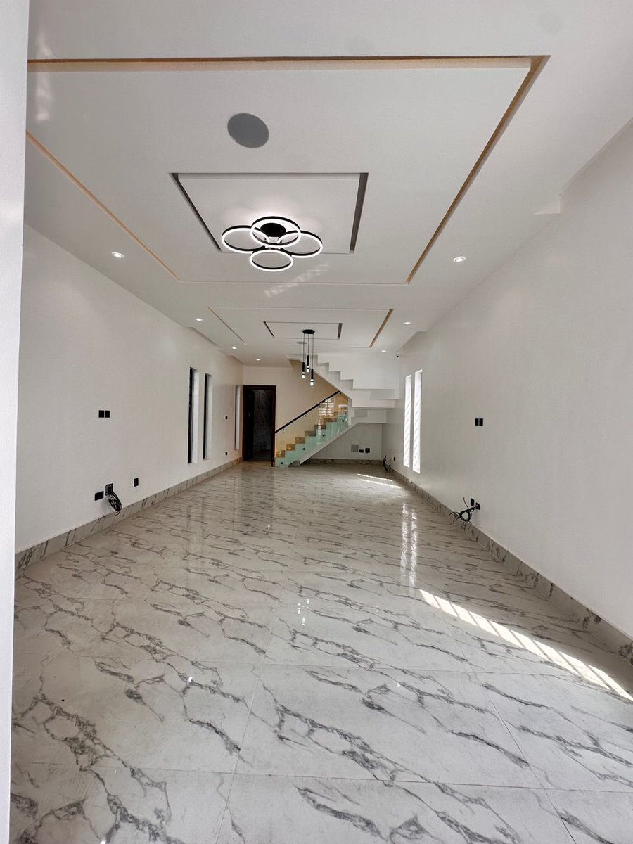 Denikedynamite's tweet photo. 5 BED || OSAPA ||
Exquisite 5 Bedroom Fully Detached Duplex with Swimming Pool, BQ and Open Terrace
📍Location: OSAPA LONDON
💰Price: N370M
Title: Governor’s Consent
#realestate #trendinginNigeria #luxuryhomeinlekki #houseforsale #Gaza #BABYMONSTER #osapalondon https://t.co/5mF4lqC9YM
