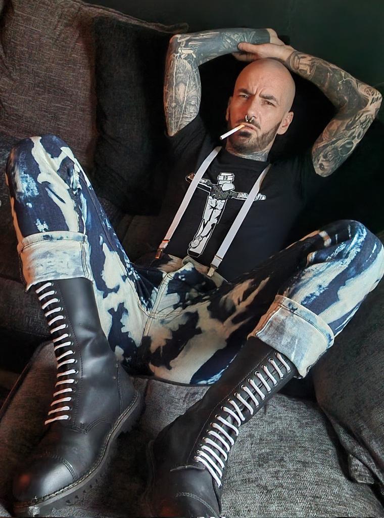 CHAINSMOKER tweet media