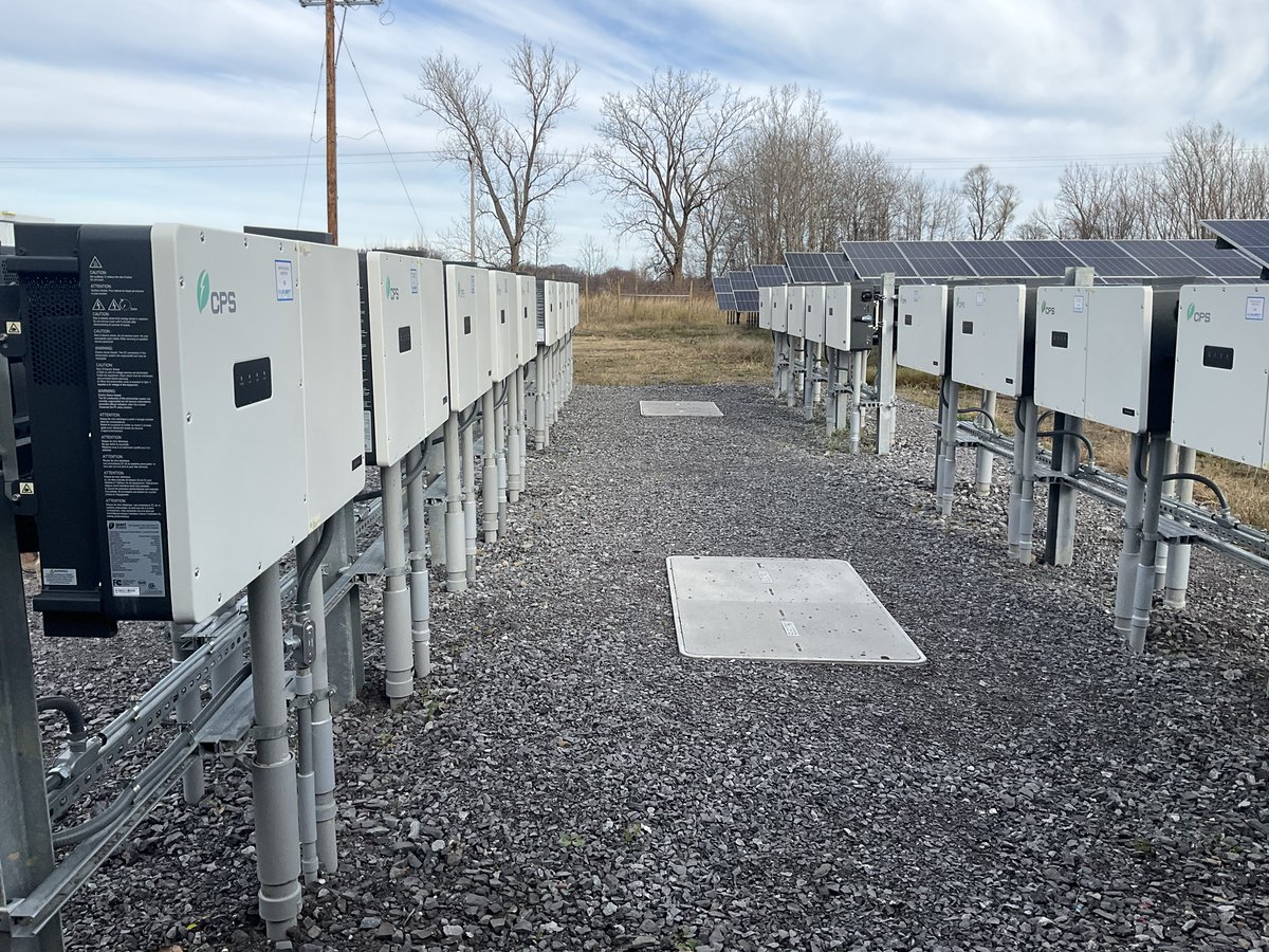 CPSAmericas's tweet photo. We’re proud to highlight the success of the 10 MW Wilton Project in Wilton, NY, by Solar Liberty! 

This project has been successful with the help of CPS America's 125kW 600V string inverters. The site used 80 of our 125kW inverters to deliver reliable and sustainable energy. https://t.co/q7IRFR94dP