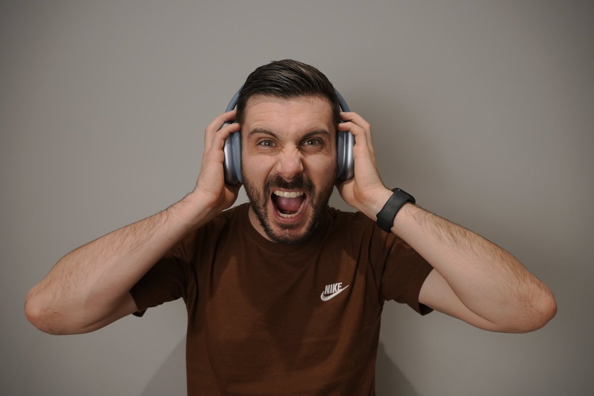 jamestechtalk's tweet photo. My AirPods Max USB-C review went live last night.

If you’re thinking of buying them then you need to check out my review.

A little sub would be great too! 👌

#apple #airpodsmax #airpodsmaxusbc #airpodsmax2 https://t.co/NW5lF05JnG