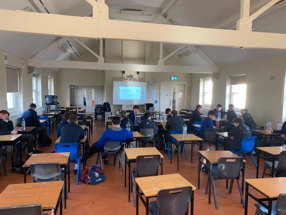 knockbegcollege's tweet photo. Delighted to welcome back past pupil and now GDC with Laois GAA, Dean Malone, to deliver an Introduction to Coaching Gaelic Games course to our TY students participating in the Future Leaders Programme. https://t.co/l2fSf1UZcB