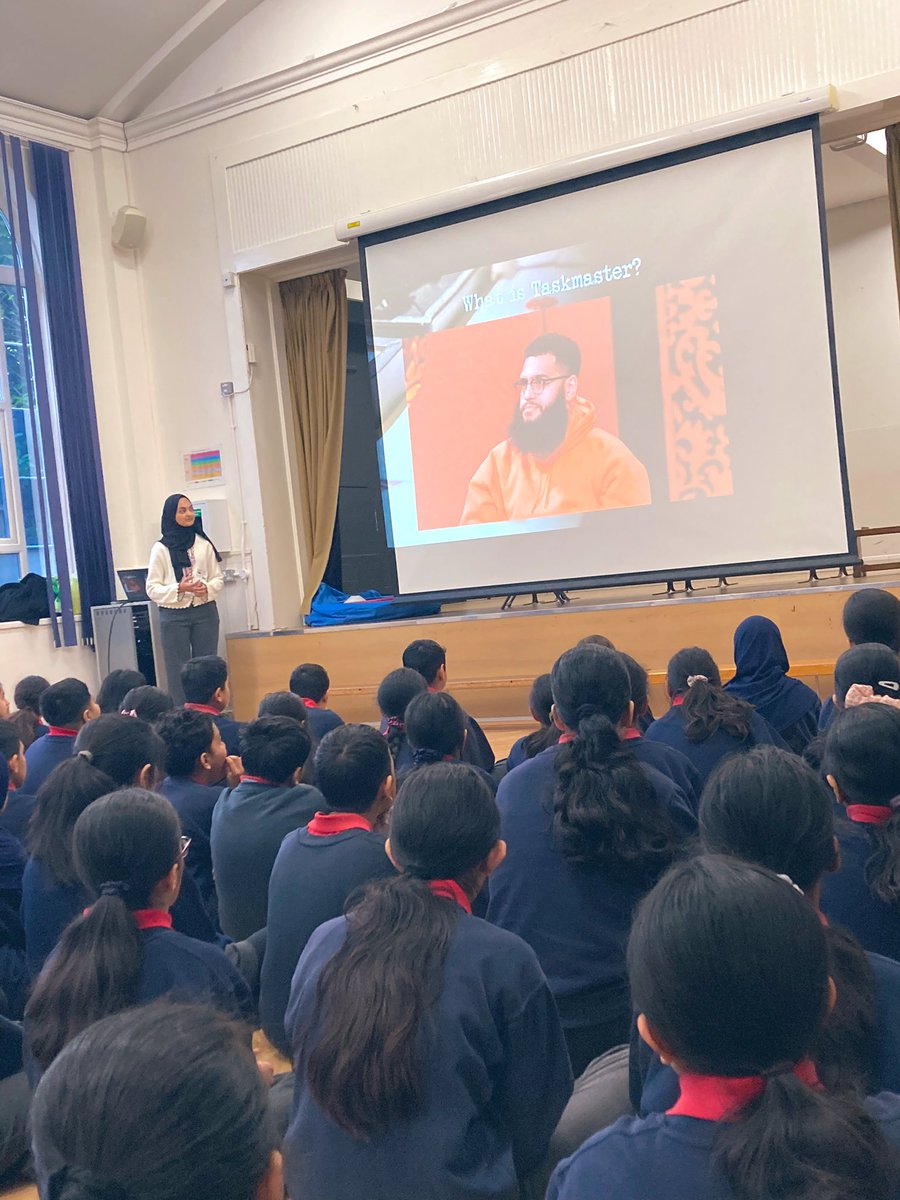 Denbigh Primary (@denbighprimary) on Twitter photo Thank you to <a href="/HertsLawClinic/">Hertfordshire Law Clinic</a> for a fabulous assembly hosted by our former student this week! Our Year 6 students are incredibly excited to partner with the #UniversityofHerts in such an exciting project. Thank you to <a href="/HertsLawClinic/">Hertfordshire Law Clinic</a> for a fabulous assembly hosted by our former student this week! Our Year 6 students are incredibly excited to partner with the #UniversityofHerts in such an exciting project.