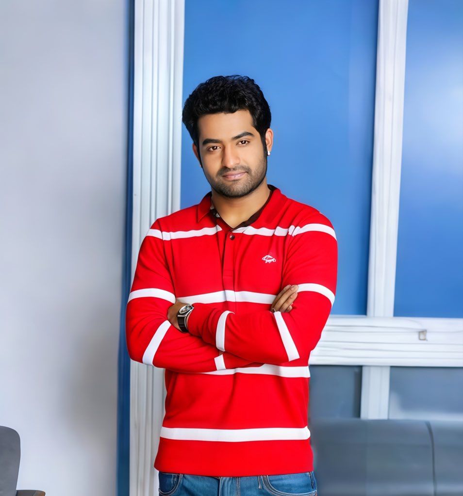 BujjiTarak2's tweet photo. Entha cute unnado @tarak9999 😍😍😍

Nuvvante Picche Nee Kosam Sacche Praname Nadi Kaada @tarak9999 😘😘😘

#TarakBhakturaalu 😌😌😌 https://t.co/o4DZIxO8tz